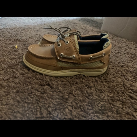 Boys Sperrys - Picture 2 of 3